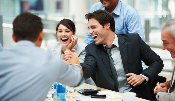 Description: http://pose.com.vn/images/baiviet/201508/happy-people-coworking.jpg